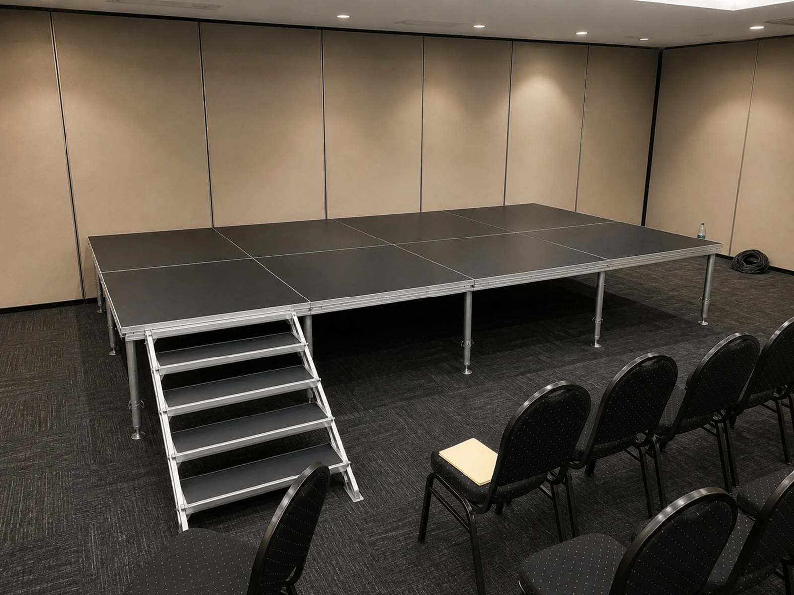 Vista 21 de Set Escenario 6x3 Metros con Escalera Optux