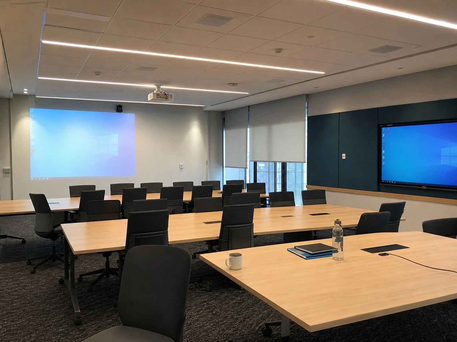 Vista 22 de Sala Ejecutiva SE-40 Dante Pro
